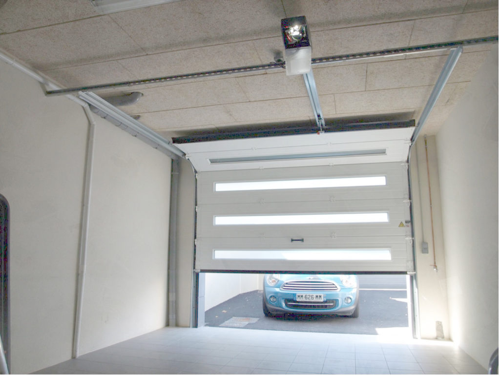Porte Garage télécommandé